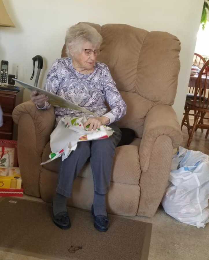 AFEF4C7E-723C-4B4E-BD7E-8E344C22EB0F